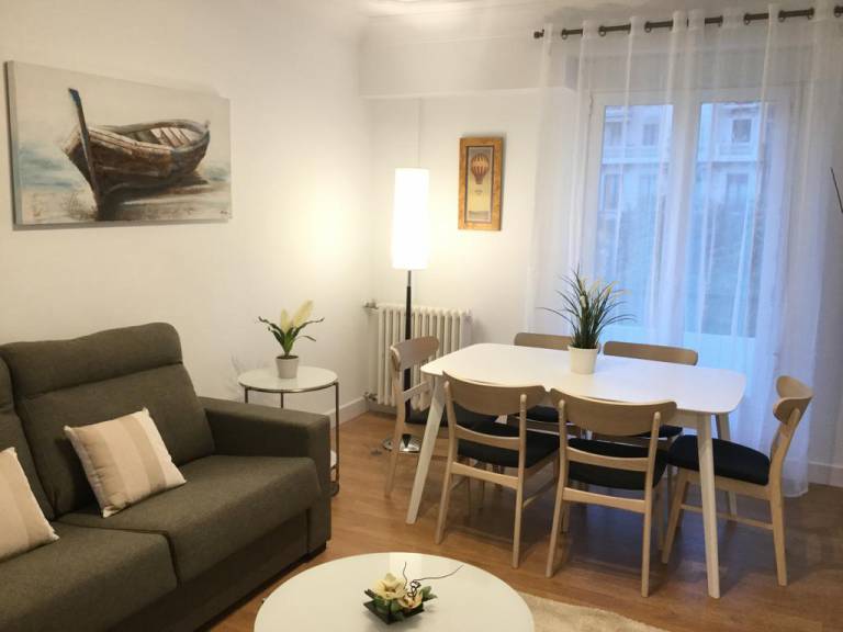 Colon by Forever Apartments