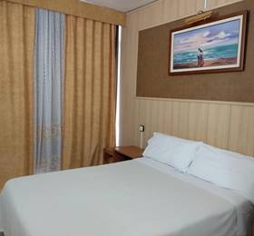 Pension Venecia y Montecarlo в Салоу