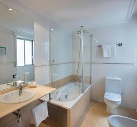 Hotel Reyes Catolicos в Саламанке