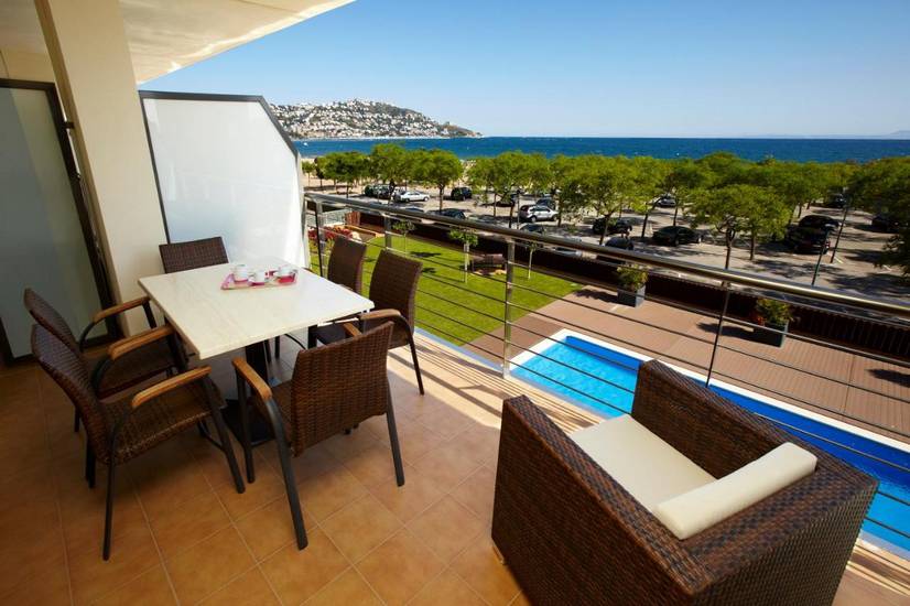 Apartaments Terraza - Salata Mar Испания, Росес