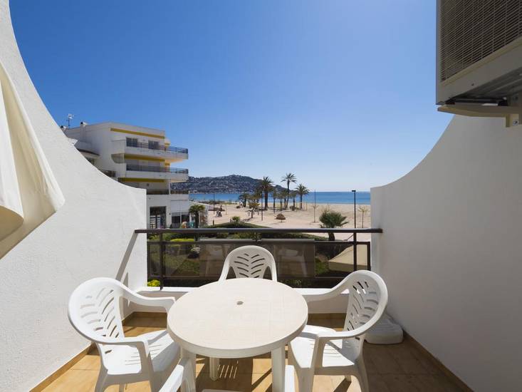 InmoSantos Oasis B5 Испания, Росес