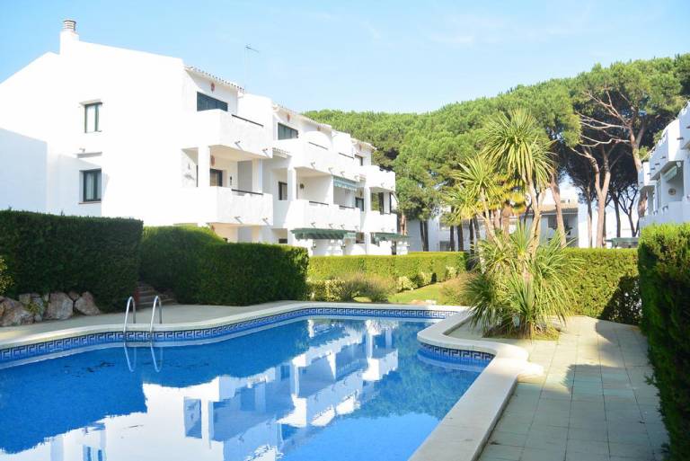 El Coto Apartment