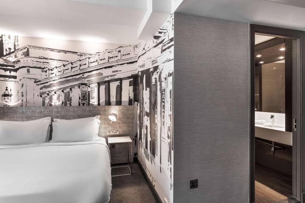 Radisson Blu Hotel 4*