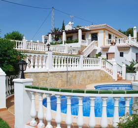 Holiday home Cerezo в Нерхе
