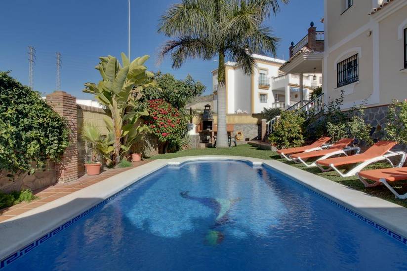 Villa Jara Испания, Нерха