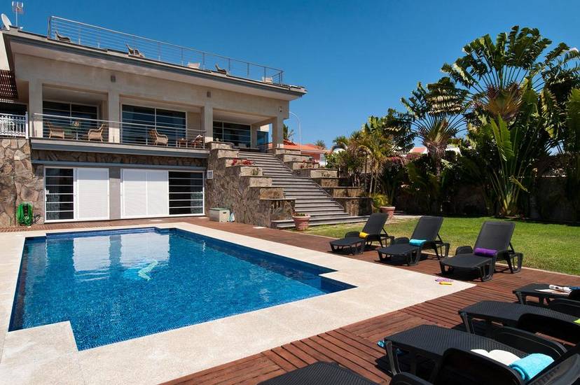 Superb Family Villa in Sonnenland for 12 Испания, Маспаломас