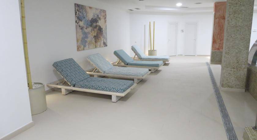 Aloha Hill Club Mayfair Испания, Марбелья