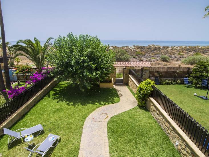 Sand Dunes Waterfront Retreat Испания, Марбелья
