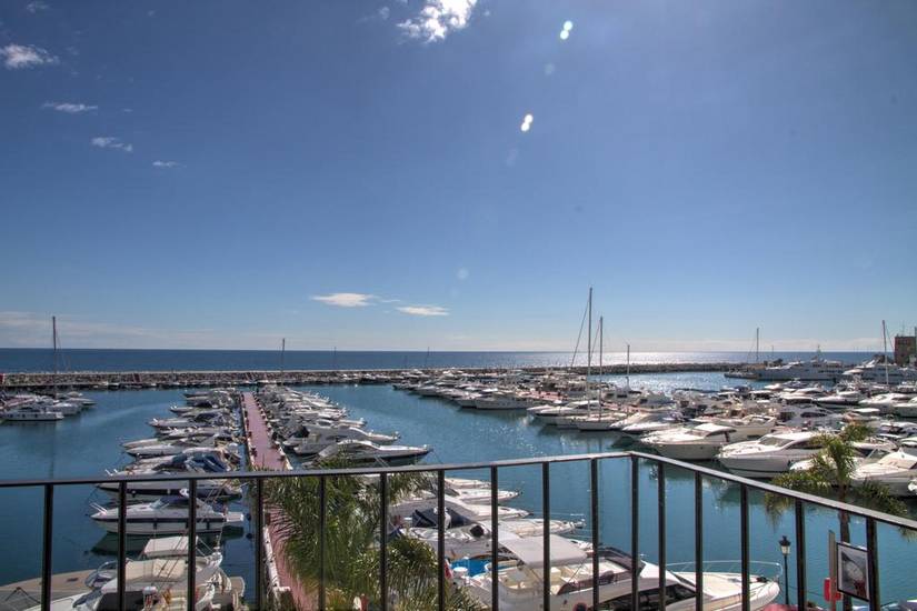 Spectacular Penthouse First Line Puerto Banus Испания, Марбелья