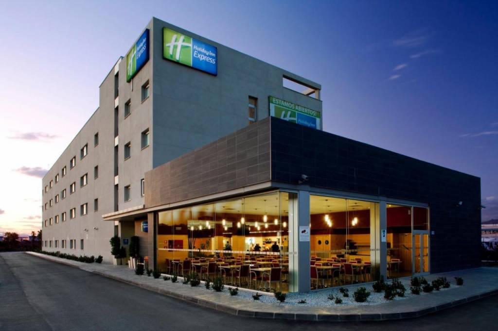 Holiday Inn Express Malaga Airport 3*