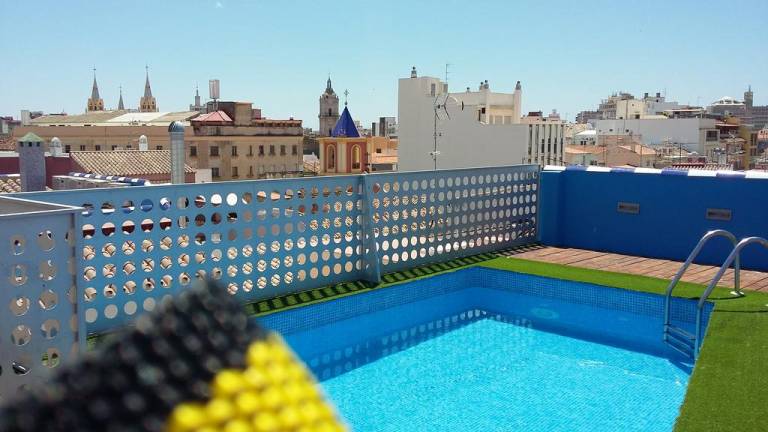 Carreteria con piscina