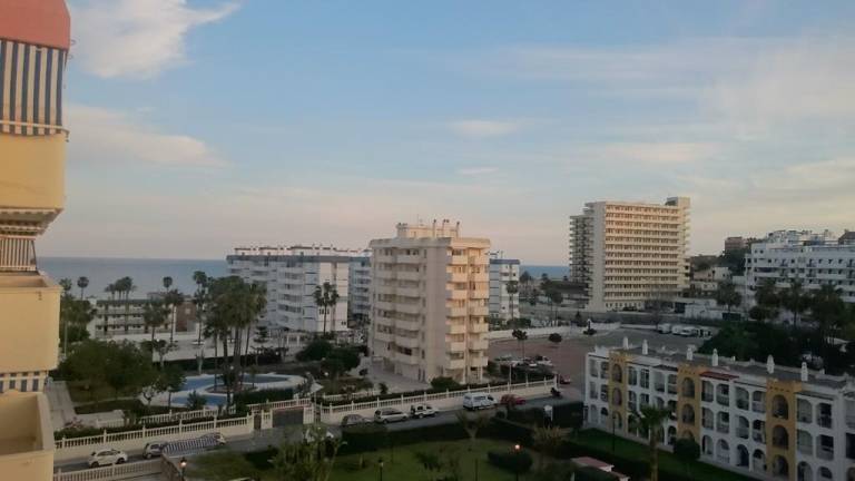 Benalmadena Beach Family Apartment