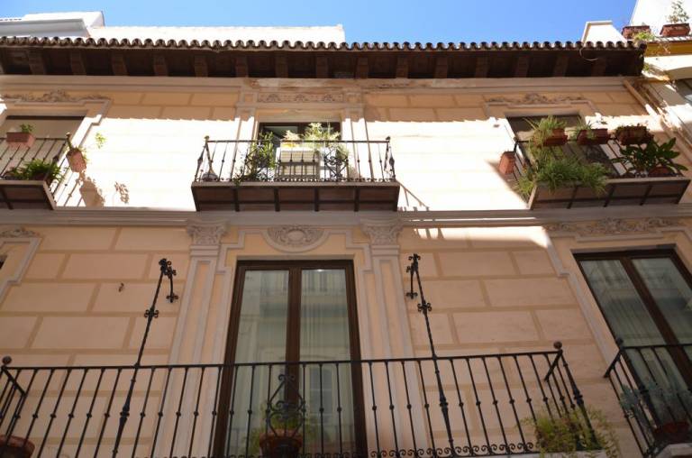 Apartamentos Catedral Historic Center