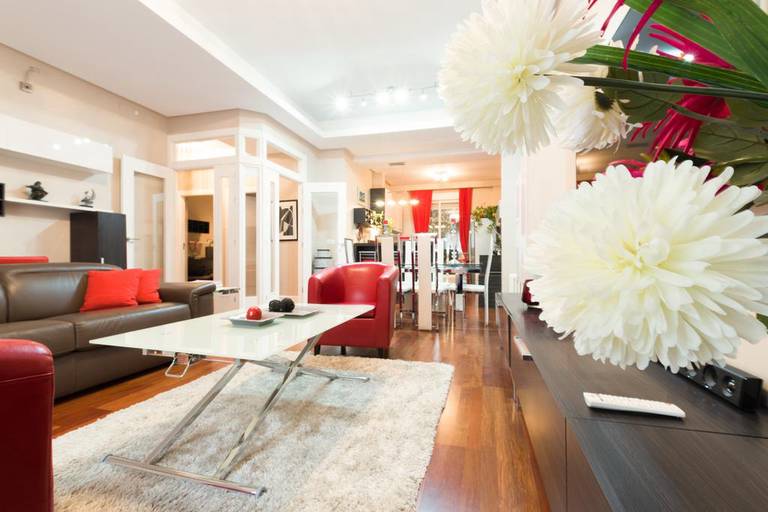 Friendly Rentals Gran Via Exclusive