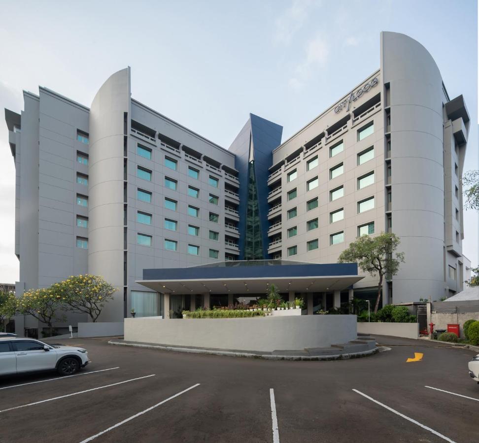 HARRIS Hotel Tebet Jakarta 4*