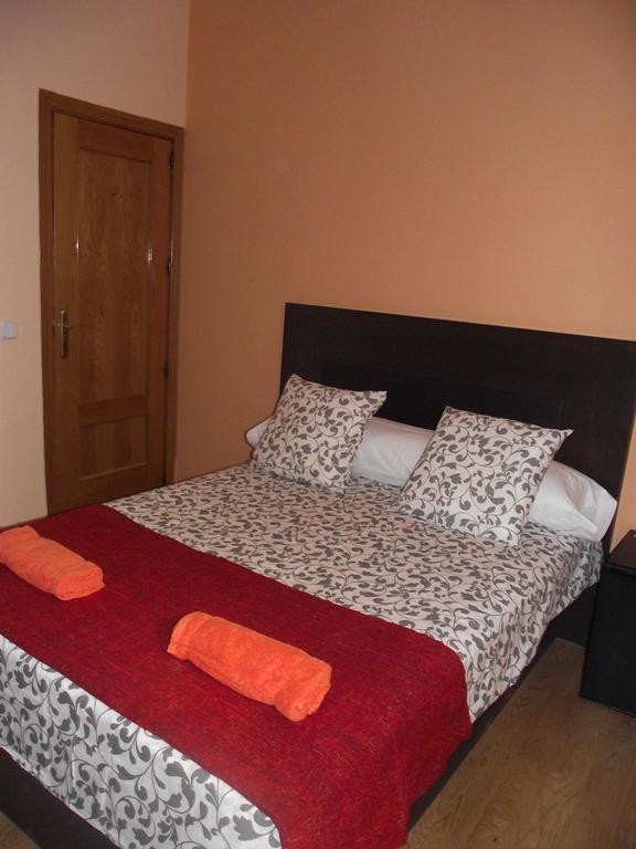 Village Rooms Multicolor
