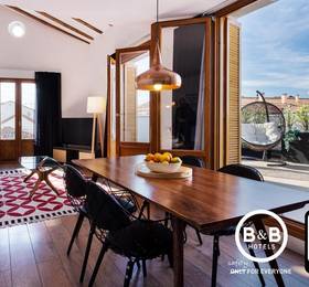 Apartamentos B B Fuencarral 46 в Мадриде