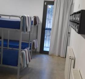 Albergue Santiago Apostol в Логроньо