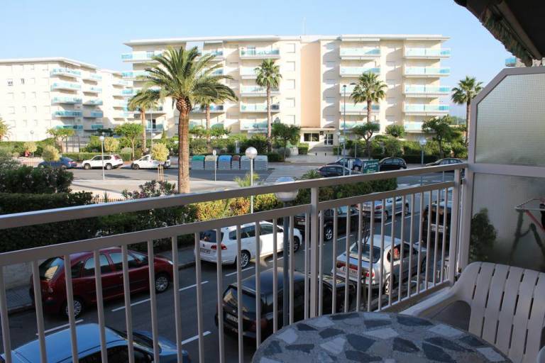 Agradable apartamento en Playa La Pineda (Tarragona)