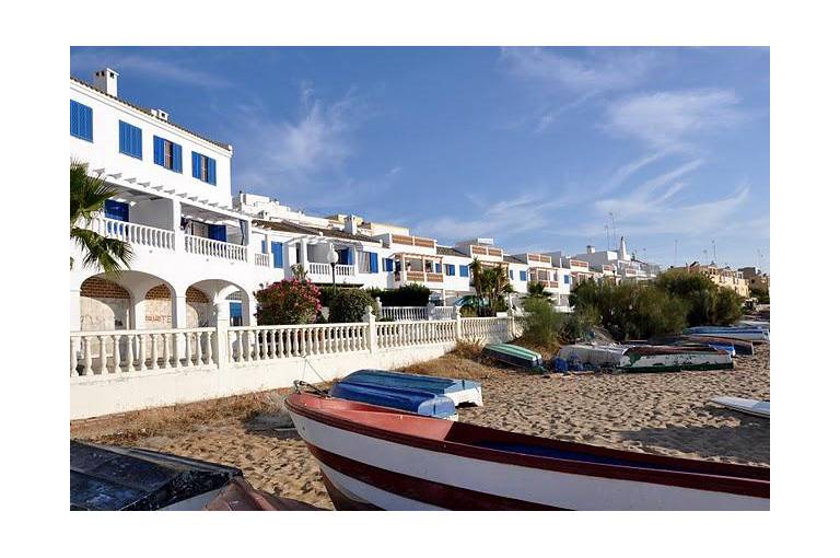 Apartamentos Faro del Sur