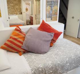 Flat in the historical center в Хероне