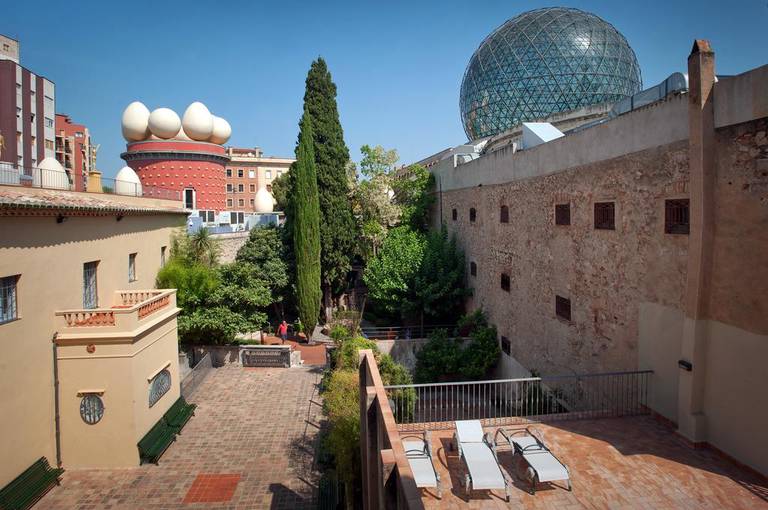 The Museum Apartments
