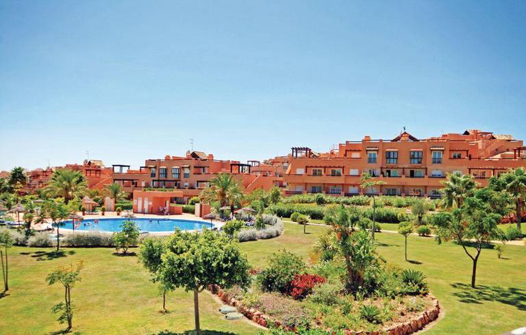 Apartment Casares 77 with Outdoor Swimmingpool