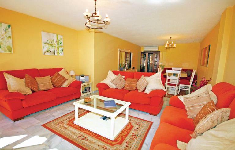 Two-Bedroom Apartment Estepona with Sea view 06