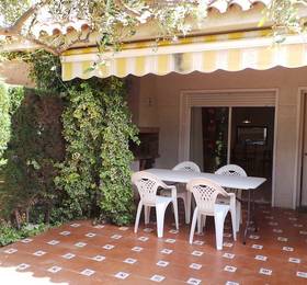 Different Jardines de Vilafortuny в Камбрильсе
