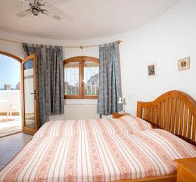 Casa Los Almendros в Кальпе