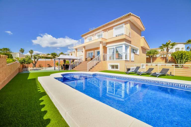 Villa Segovia