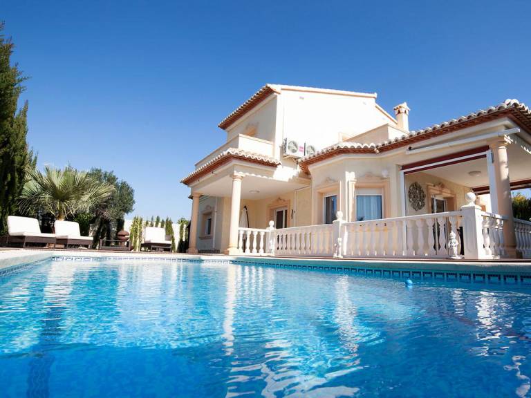 Villa Maria 1