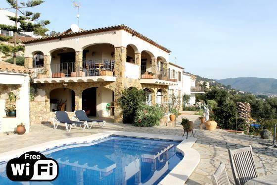 Villa Les Oliveres Испания, Калонже
