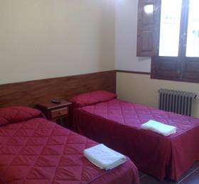 Pension El Cesar в Касересе