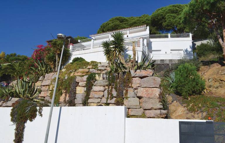 Holiday Home Blanes with Fireplace 03