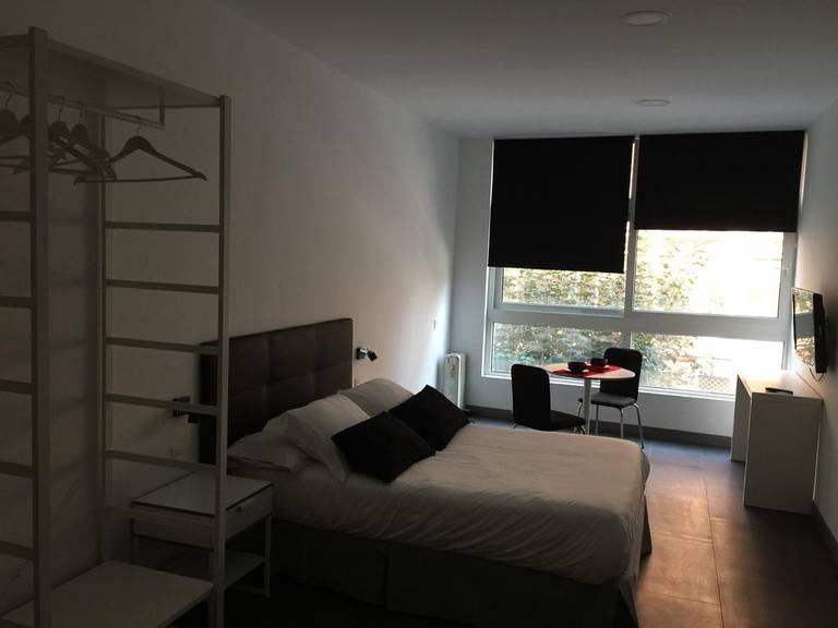 Room and Kitchen Bilbao