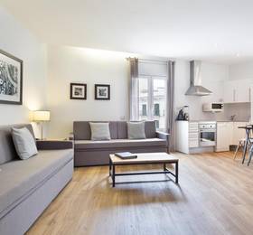Amister Apartments в Барселоне