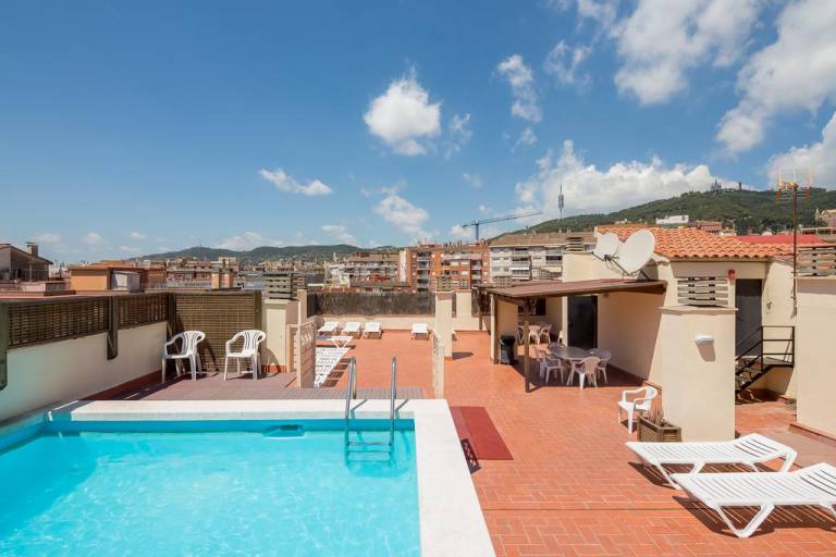 Bertran Aparthotel