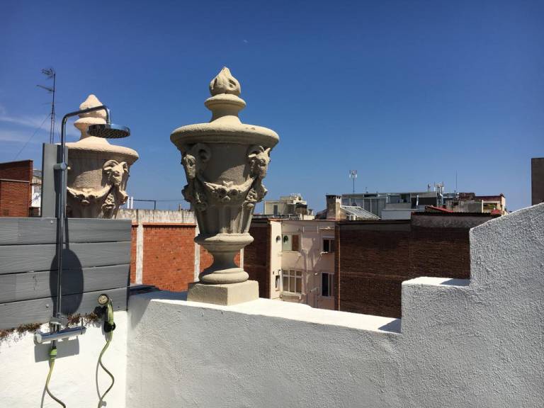 Near Paseo de Gracia Apartments