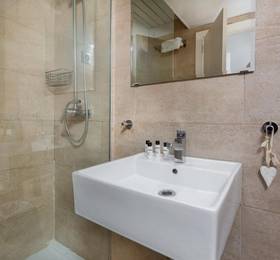 Lodging Apartments Barcelona в Барселоне