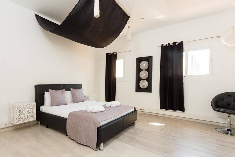 Des Artistes Suite Rambla Испания, Барселона