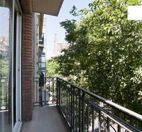 Cozy Apartment near Sagrada Familia в Барселоне