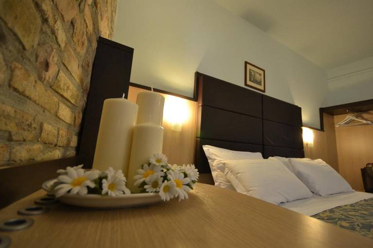 Castello Hotel