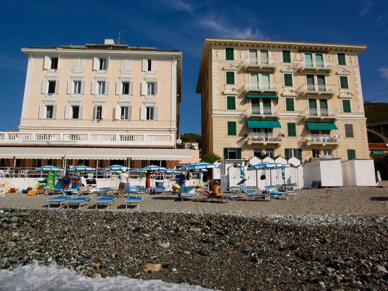 Hotel Savoy