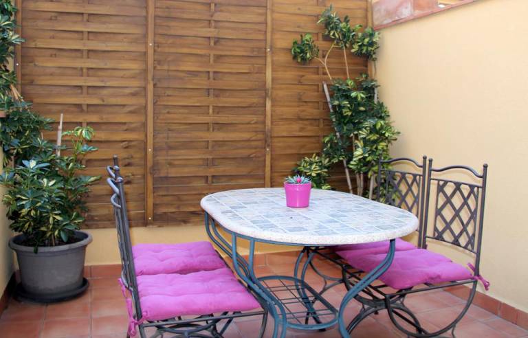 Sagrada Familia Apartment Terrace