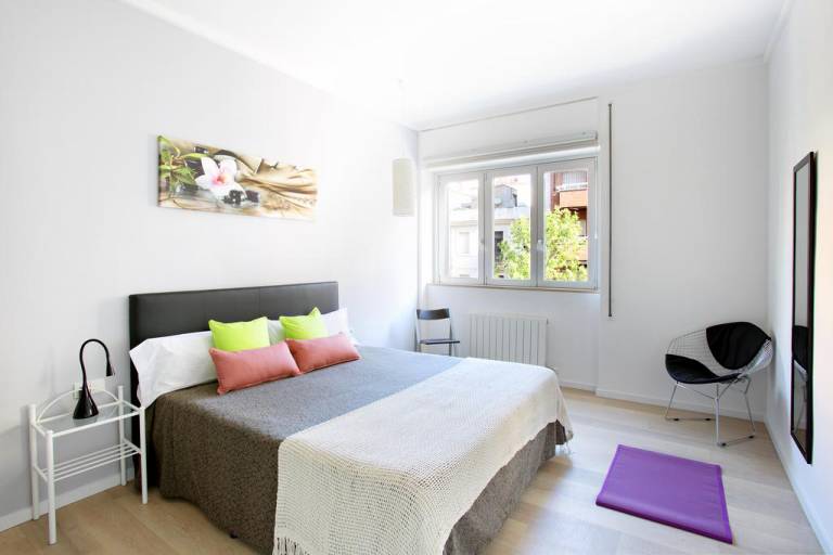 Suites Sants Apartment