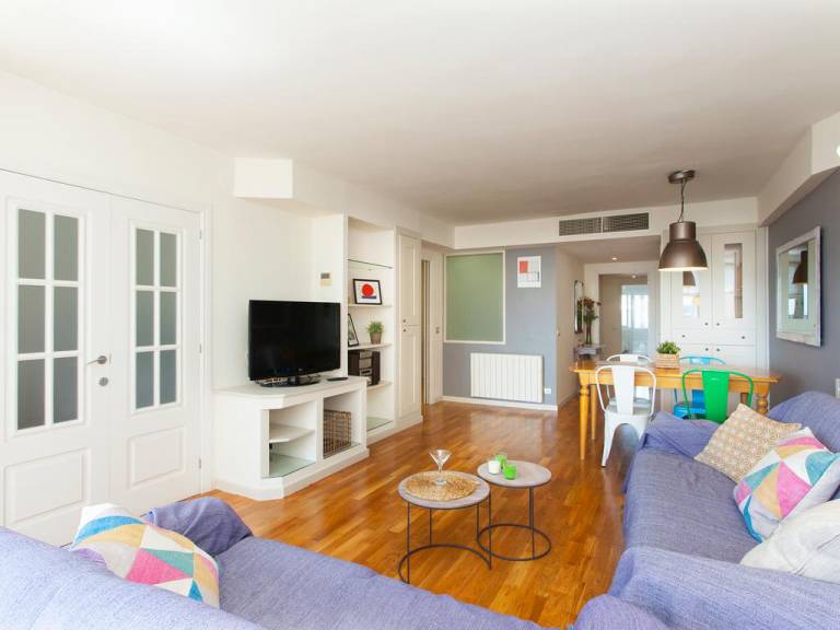 Residential Illa Diagonal Apartment