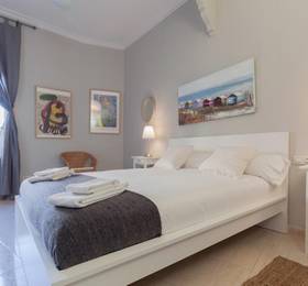 Sant Antoni Apartments в Барселоне
