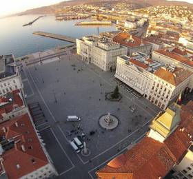 B B Piazza Goldoni в Триесте
