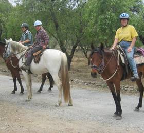 Finca La Piedra Holidays в Алоре